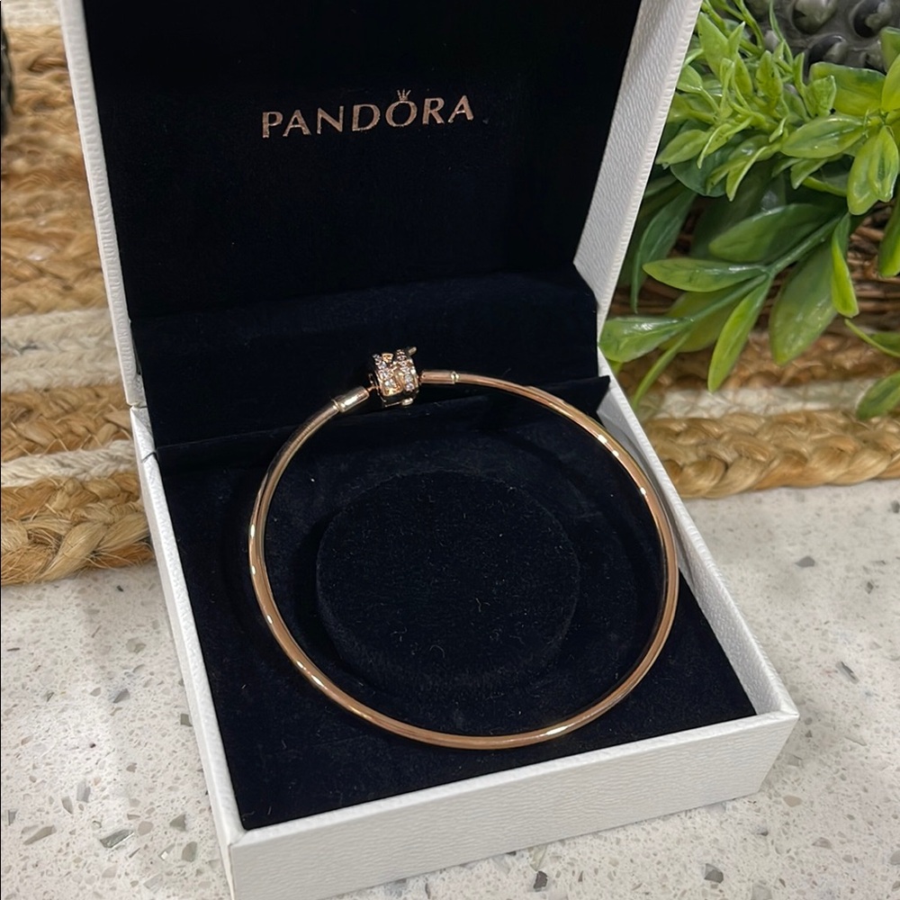 Pandora Rose Gold Bangle Bracelet Sleek Design